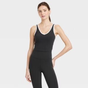 Everyday Soft Light buttery soft Cropped Sports Bra All In Motion SZ Large NWT